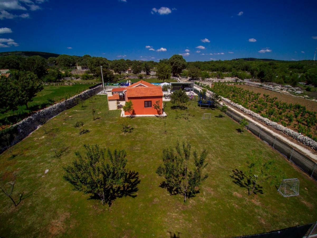 Vacation House Radosic Radosic  Exterior photo